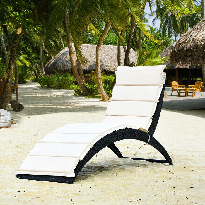 Folding Patio Rattan Portable Lounge Chair Chaise with Cushion