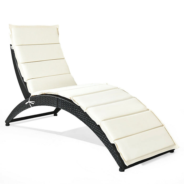 Folding Patio Rattan Portable Lounge Chair Chaise with Cushion